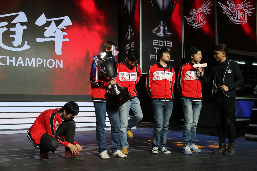 Aster战队DOTA2国际赛事状态低迷，团队配合与战术革新成破局关键